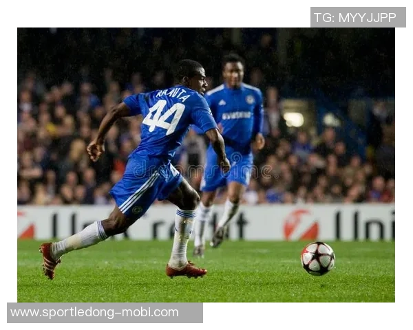 阿扎尔盛赞巴西盘带高手本阿尔法与卡库塔是最佳之选